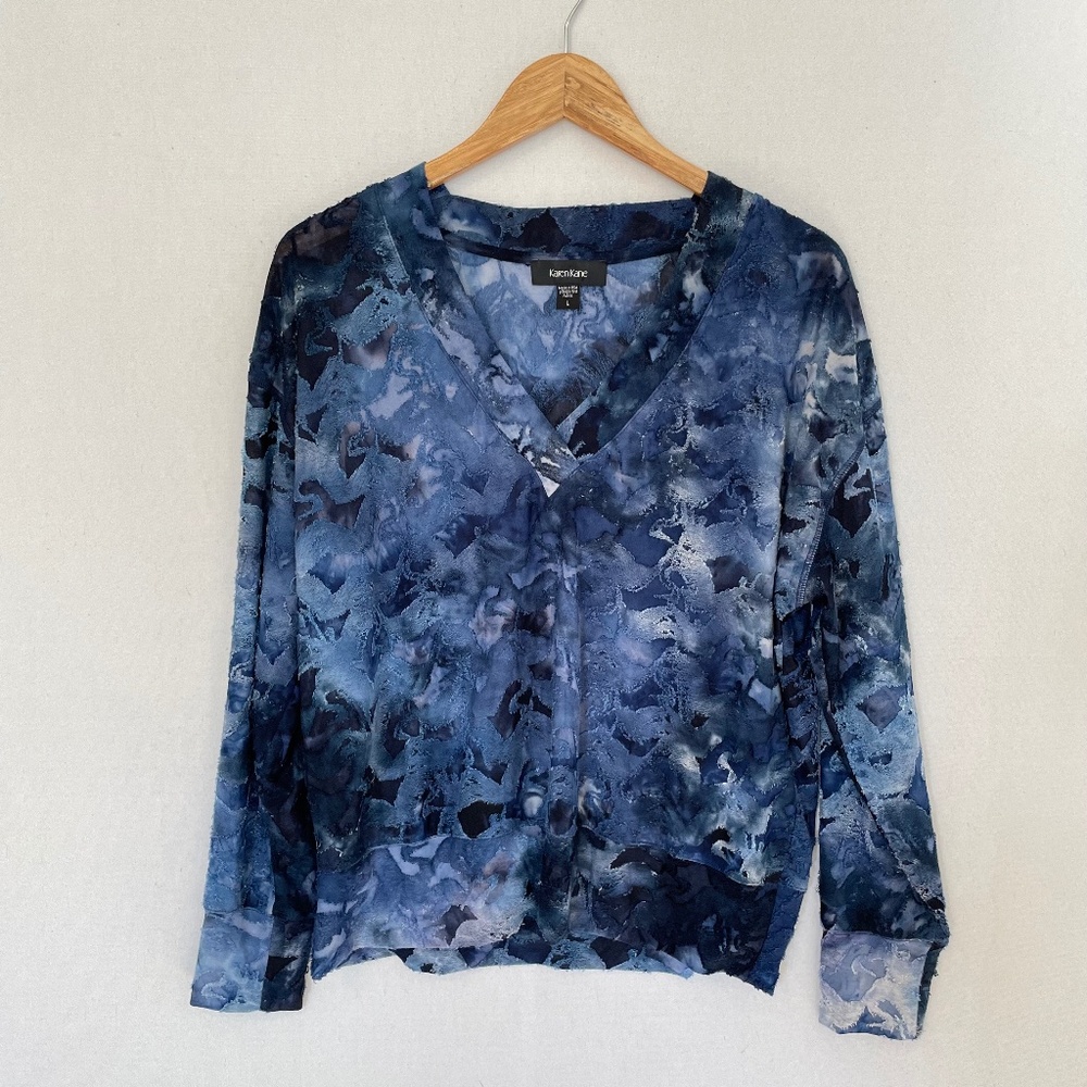 KAREN KANE Women‘s Large Blue Black Space Dye V-neck Long Sleeve Top
